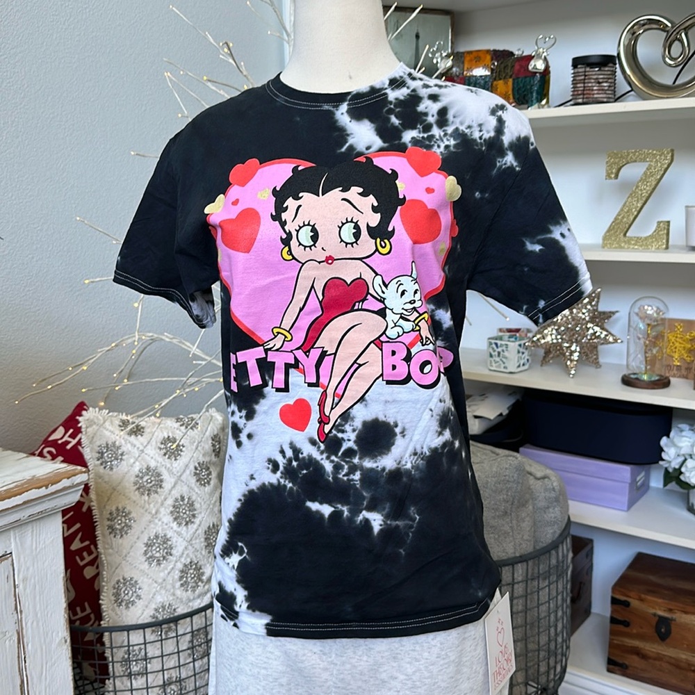 Betty Boop T-shirt NWT